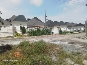700sqm Sungold Estate Plot