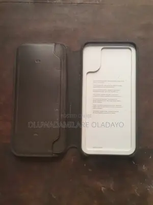 Original Follow-Come iPhone X Pouch in Mint Condition