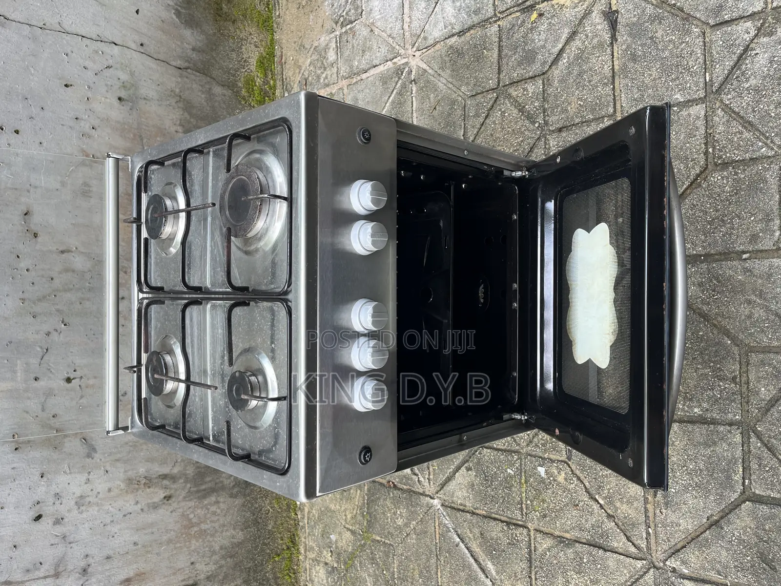 4 Burner Standing Cooker
