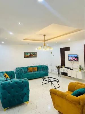 3bdrm Apartment in Ikate, Lekki for rent