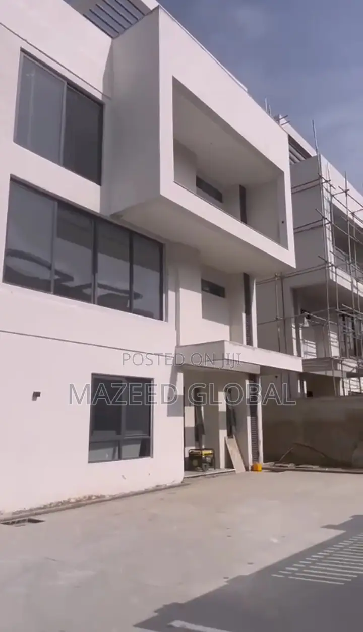6 Bdrm Duplex + Bq, Maitama, Abuja.