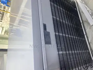 Yohako Solar Chest Freezer 318l Ac/Dc
