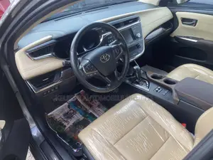 Toyota Avalon Limited Sedan FWD (3.5L 6cyl 6A) 2013 Gray