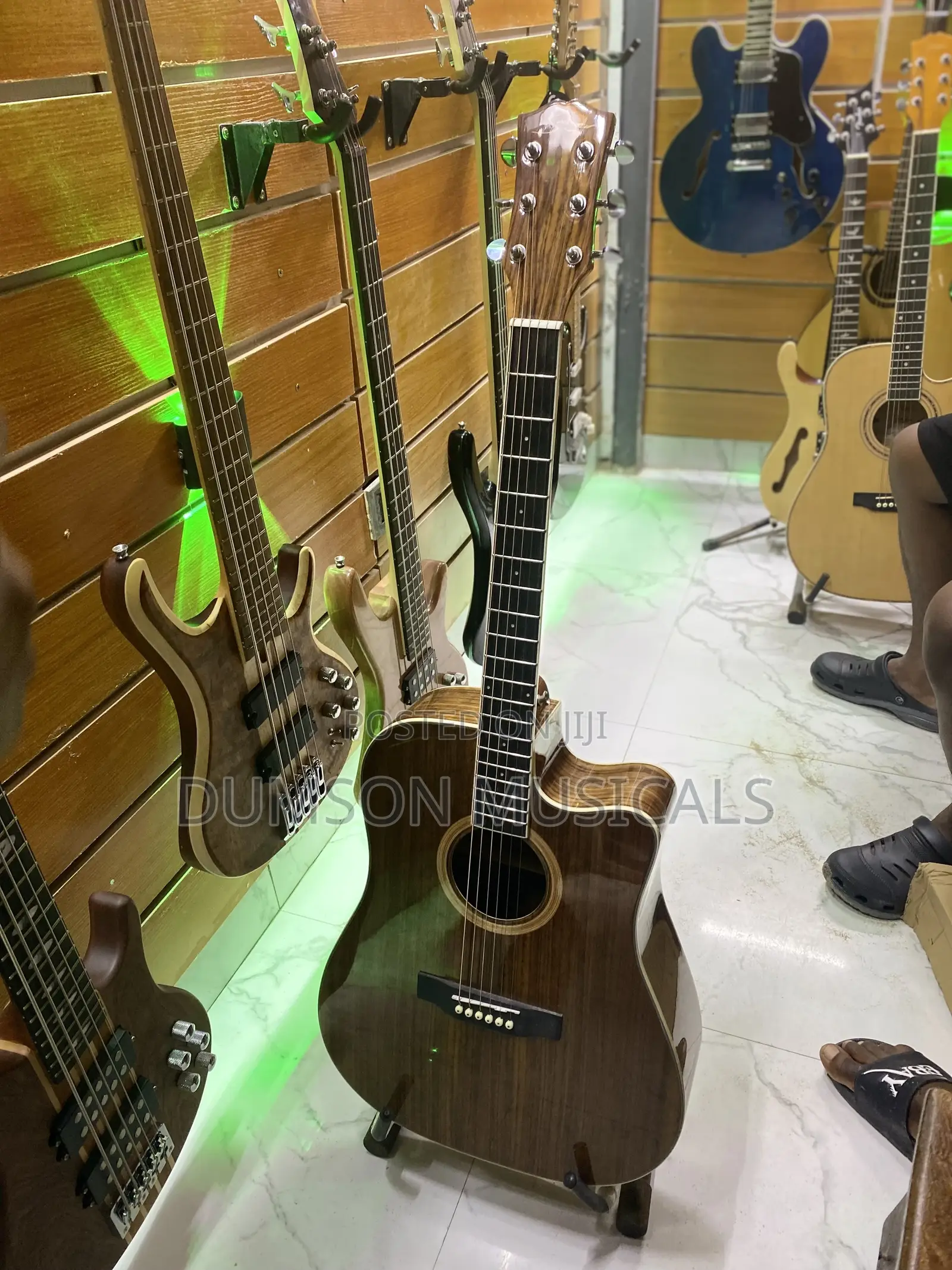 Electroacoustic Guitar, Smiger Electroacoustic Guitar