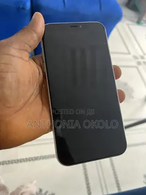 Apple iPhone XR 64 GB White