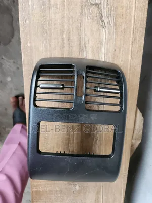 Glk350 2013 Back Ac Vent