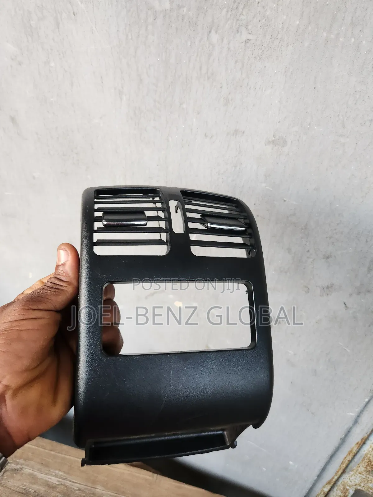 Glk350 2013 Back Ac Vent