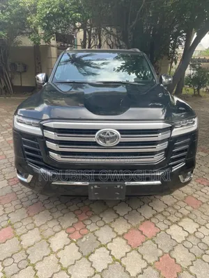 Toyota Land Cruiser 2022 Black