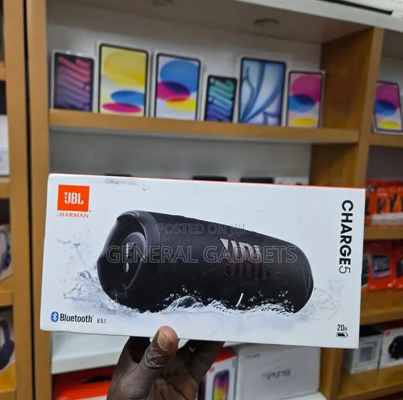 JBL Charge 5