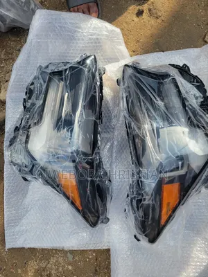 Set Headlight for Toyota Tacoma 2024 Is Available