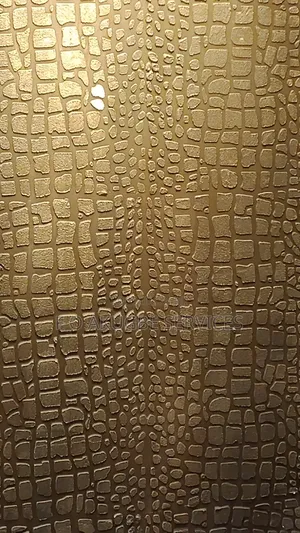 Crocodile Travatino Decorative Design