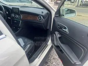 Mercedes-Benz GLA 250 2015 White