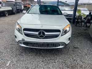 Mercedes-Benz GLA 250 2015 White