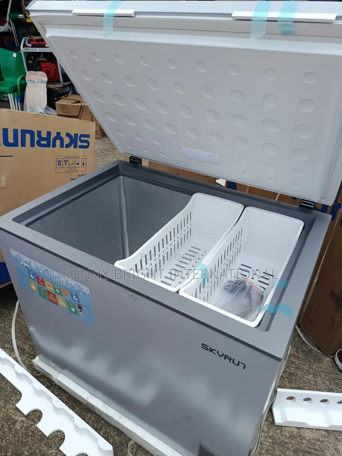 Skyrun Deep Freezer 260l