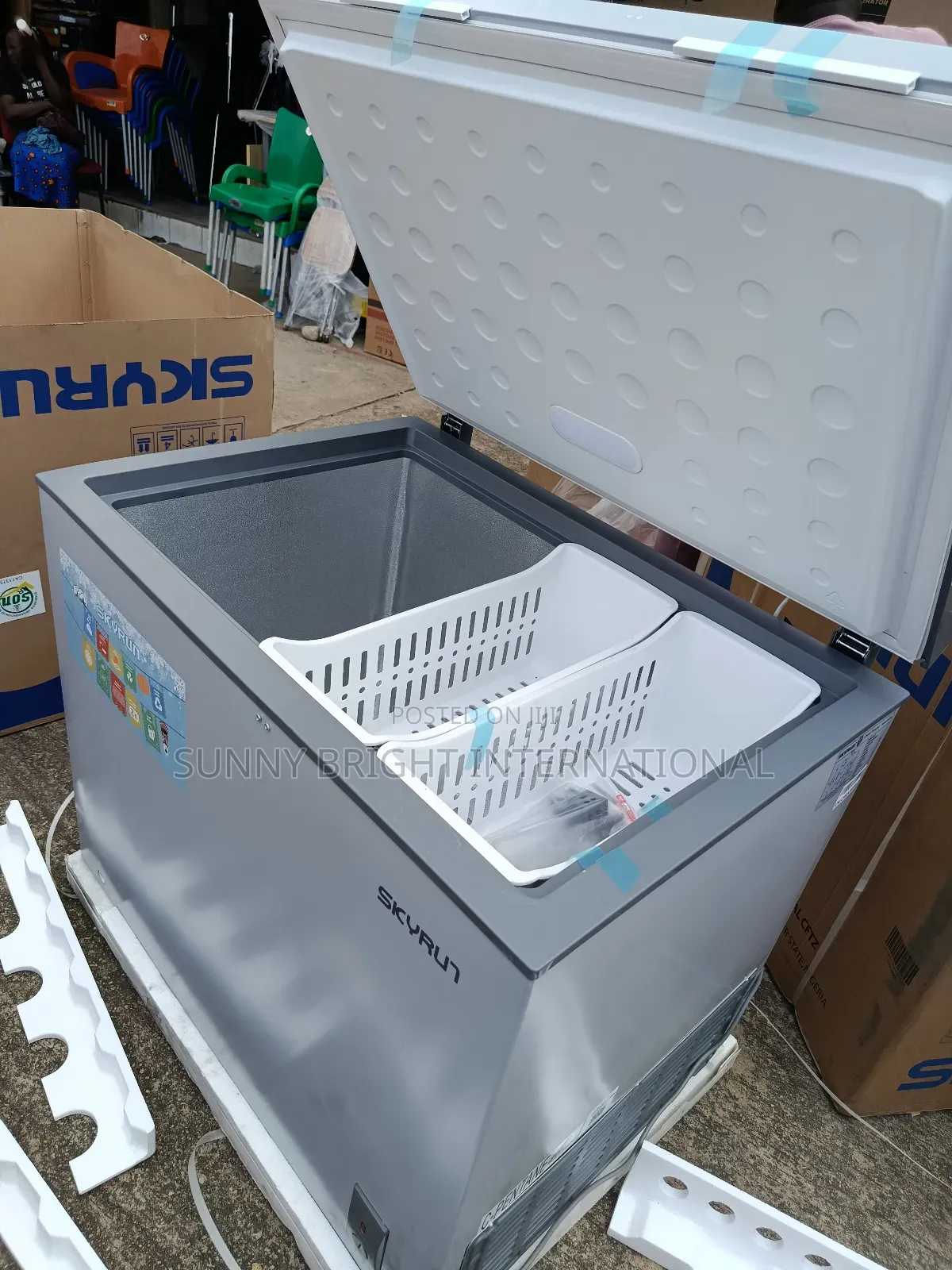Skyrun Deep Freezer 260l