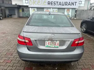 Mercedes-Benz E350 Base 4dr Sedan RWD (3.5L 6cyl 7A) 2012 Gray