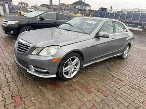 Mercedes-Benz E350 Base 4dr Sedan RWD (3.5L 6cyl 7A) 2012 Gray