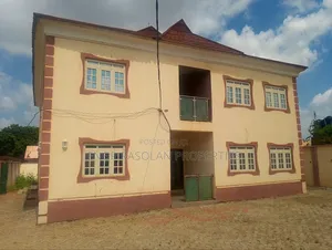 Furnished 5bdrm Duplex in Pipeline, Ilorin South for sale