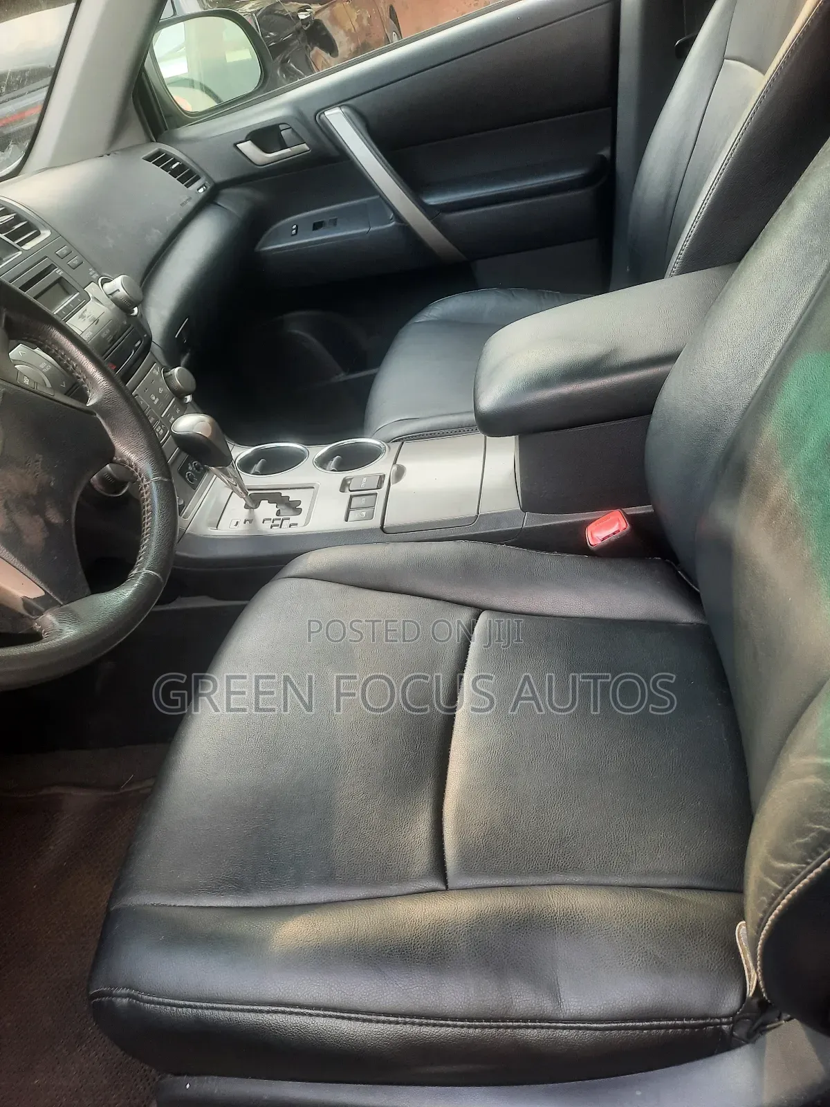 Toyota Highlander SE 2010 Silver