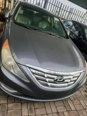 Hyundai Sonata Limited Sedan FWD (2.4L 4cyl 6A) 2013 Gray