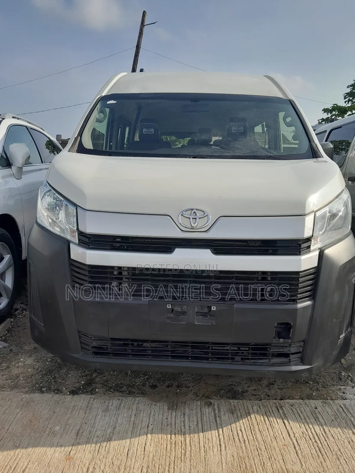 Toyota Grand HiAce 2020 White