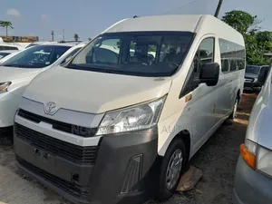 Toyota Grand HiAce 2020 White