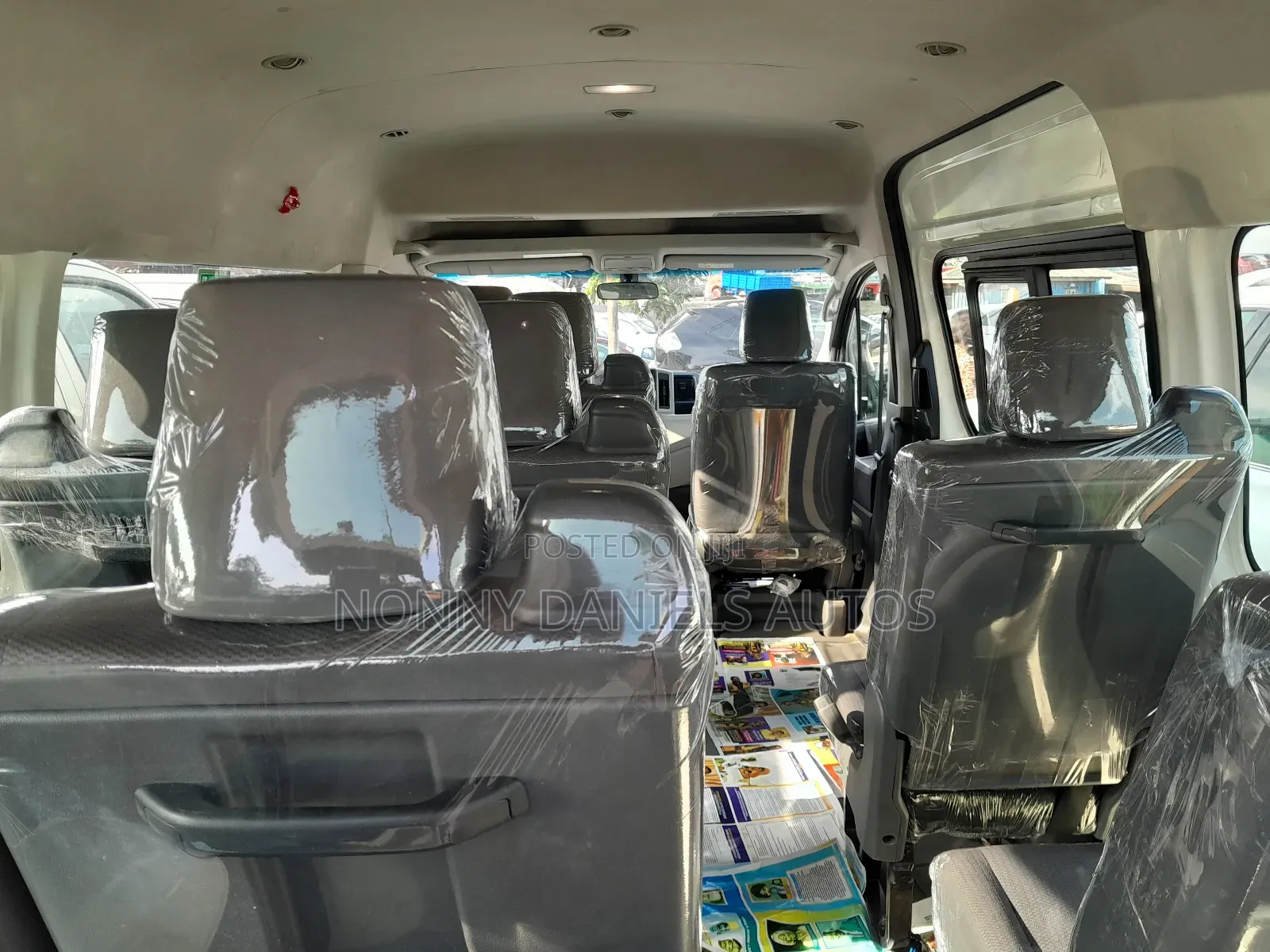 Toyota Grand HiAce 2020 White