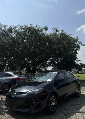Toyota Corolla 2017 Black