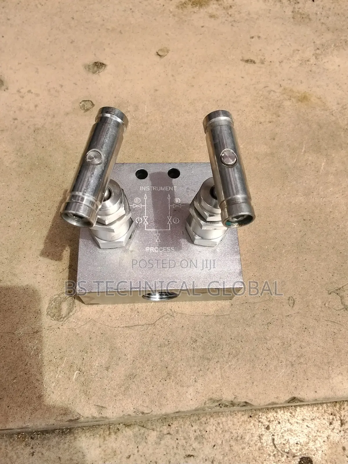 5 Way Block Need Valve 1/2"