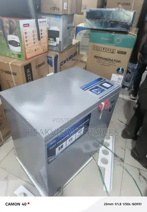 200l Midea Chest Freezer — Model Mdrc277fzg43ngg, Quiet Operation