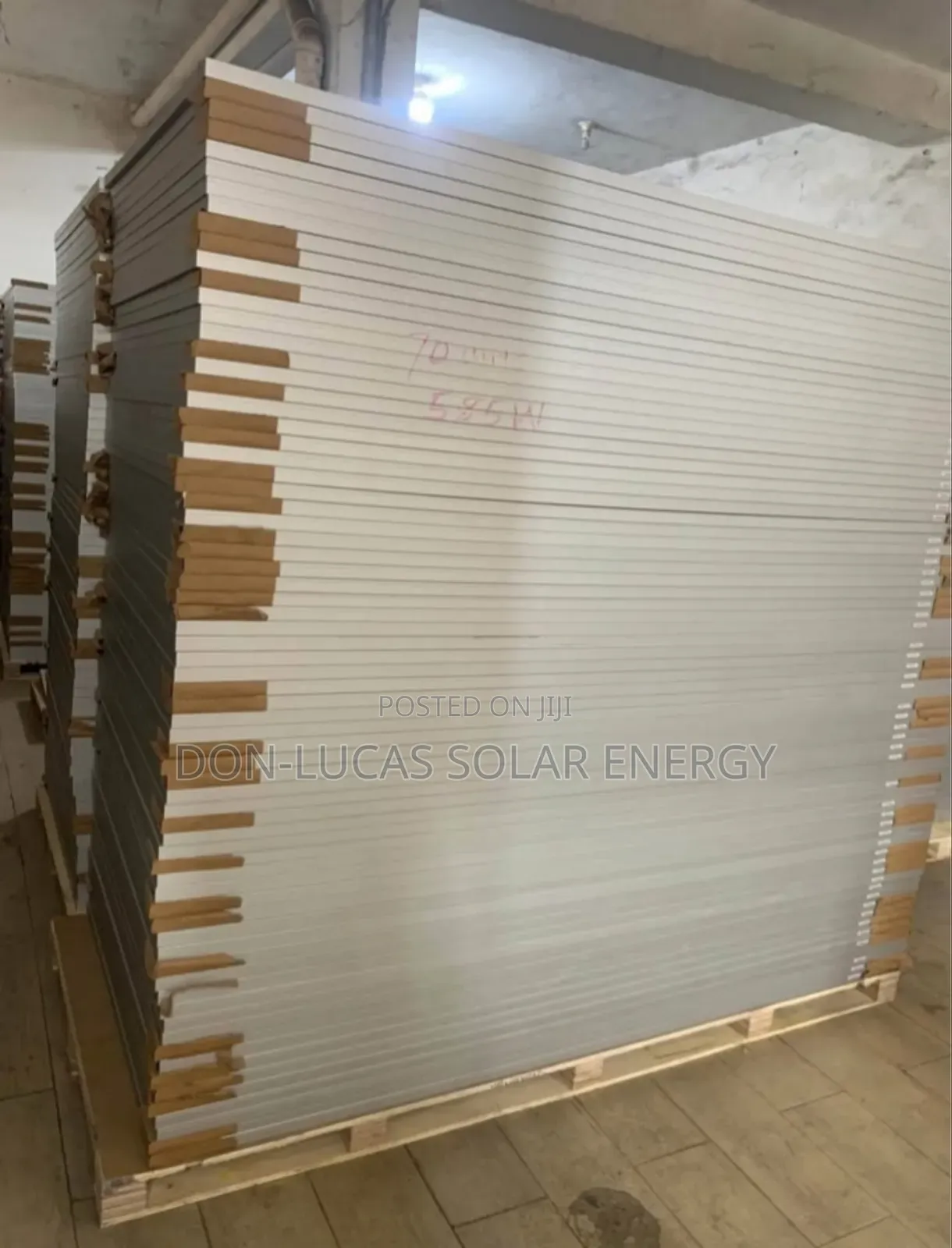 585w Solar Panels 144cell