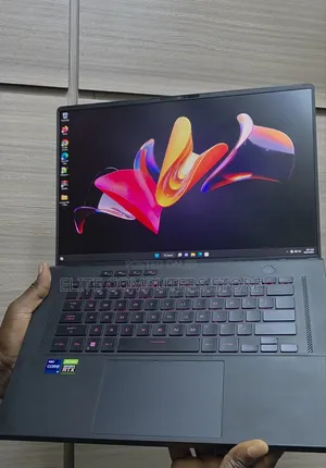 Laptop Asus ROG Zephyrus G14 16GB Intel Core I9 SSD 1T
