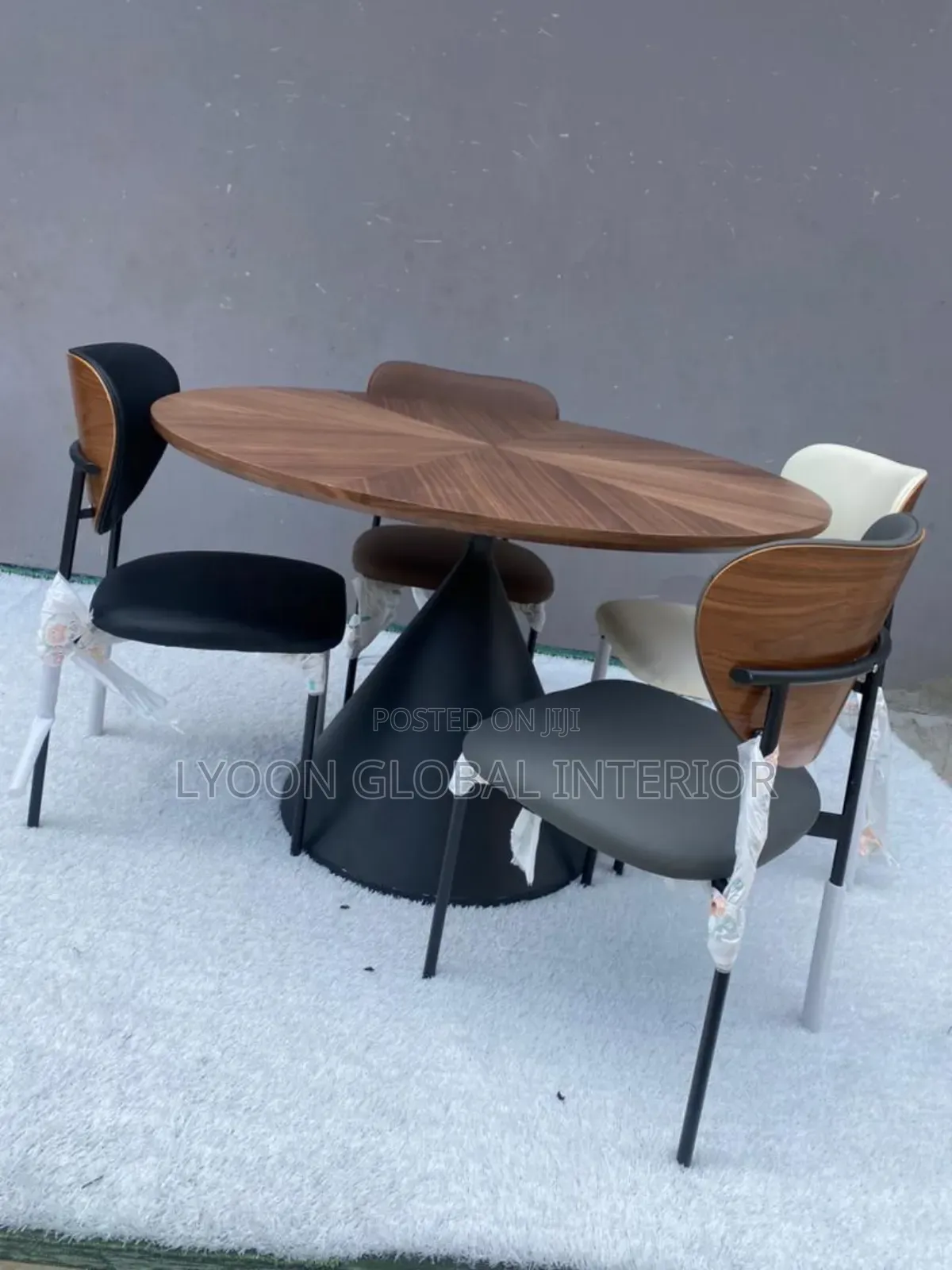 Contemporary Dining Table Set