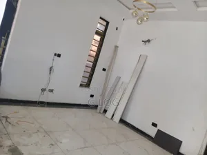 3bdrm Duplex in Ikota for sale