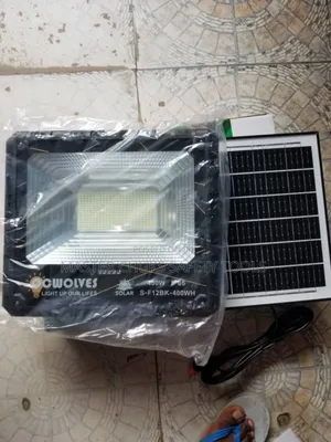 400 Watts Solar Flood Light