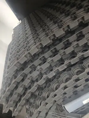 Anti-Fatigue, Anti-Slip, Heavy-Duty Rubber Mat 22mm *50mm *100mm