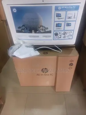 New Desktop Computer HP 200 G4 8GB Intel Core I5 SSD 256GB