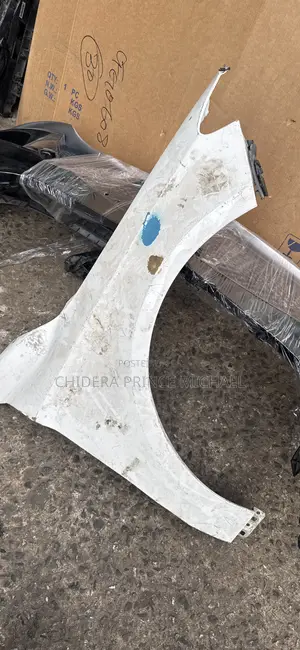 Fender for Cla250 W117
