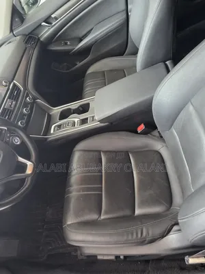 Honda Accord 2022 Silver