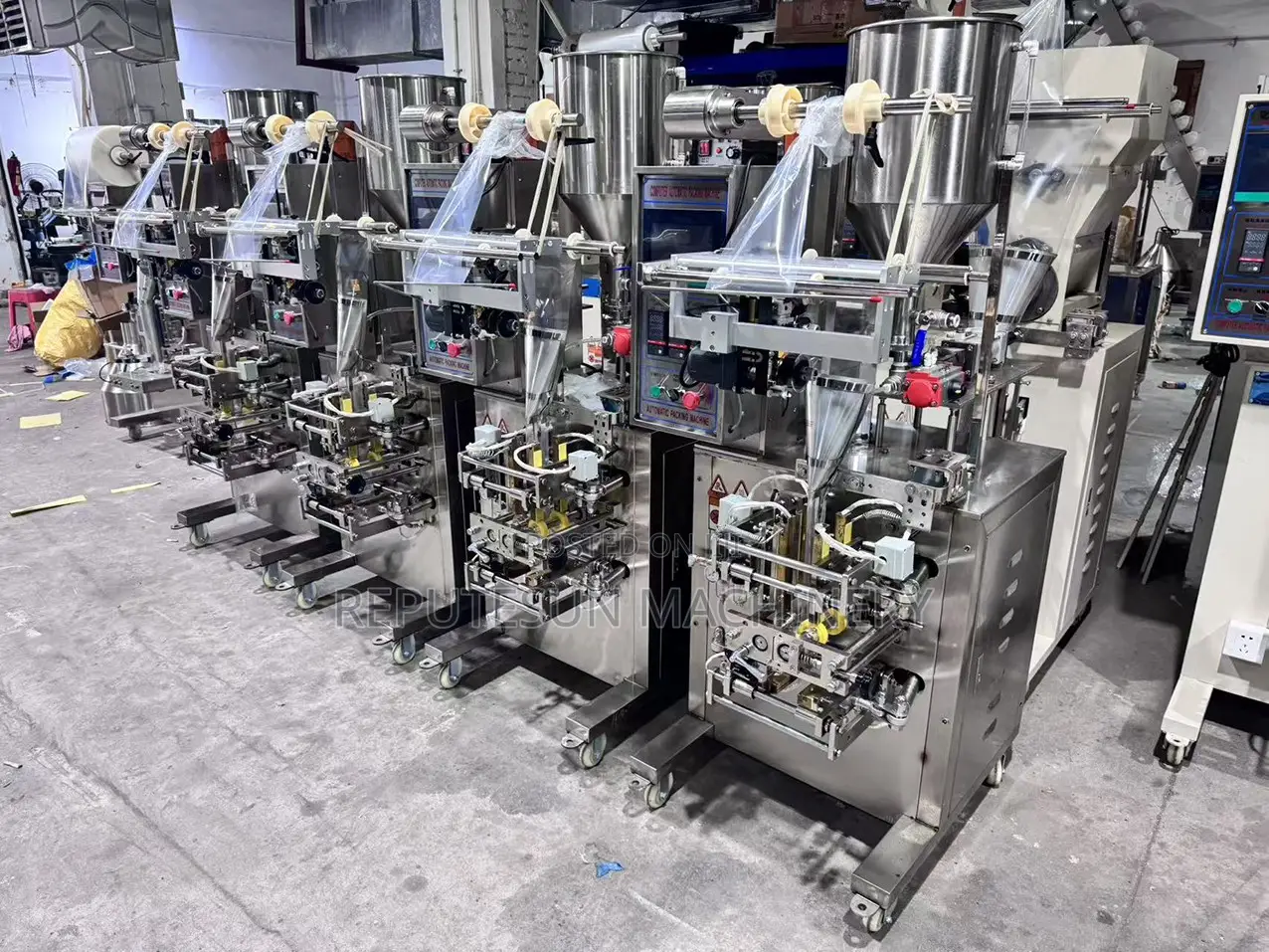 Four-Side Sealing Packaging Machine for Olive Oil