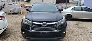 Toyota Highlander XLE V6 4x2 (3.5L 6cyl 6A) 2016 Black