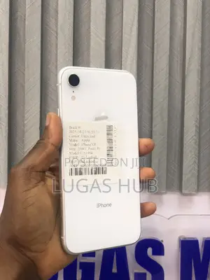 Apple iPhone XR 256 GB White