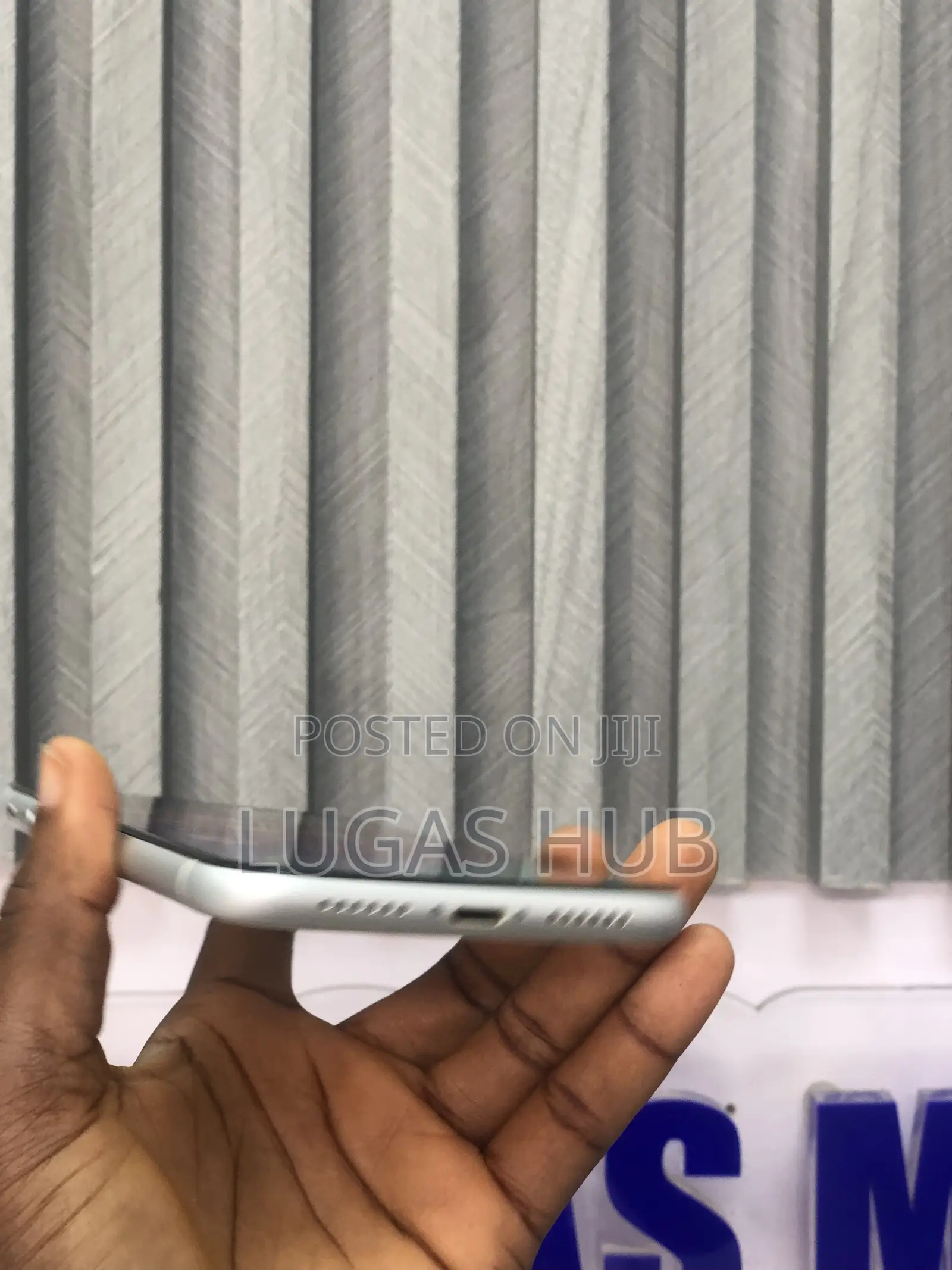 Apple iPhone XR 256 GB White