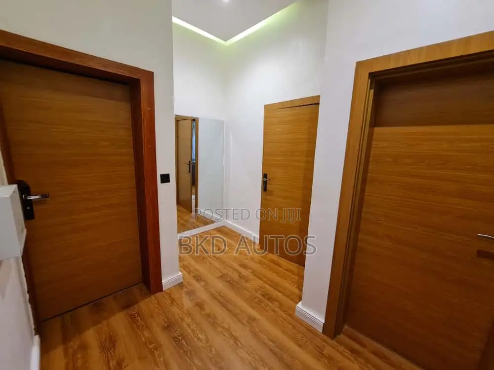 3 Bedroom Apartment With Pool