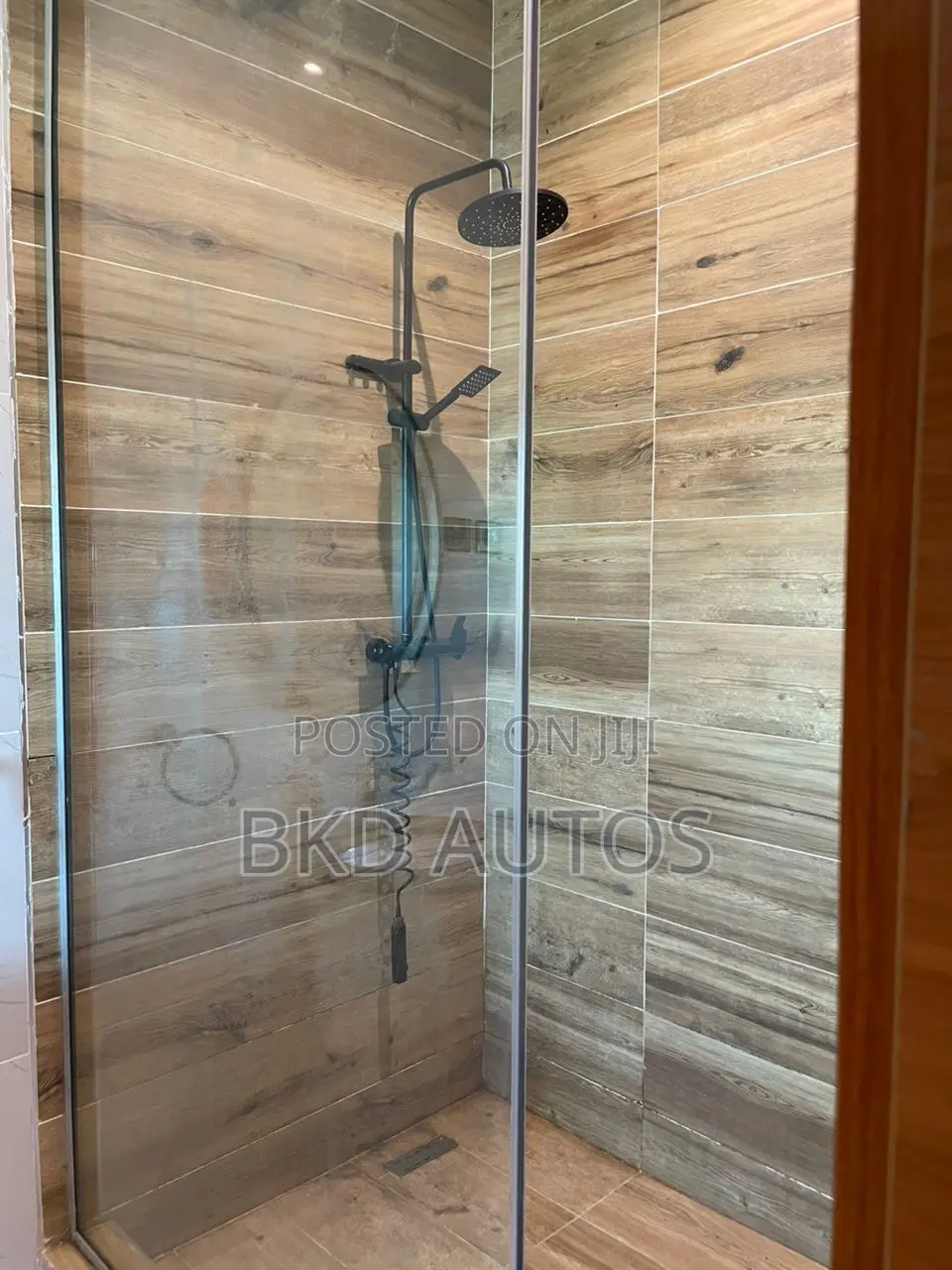 3 Bedroom Apartment With Pool