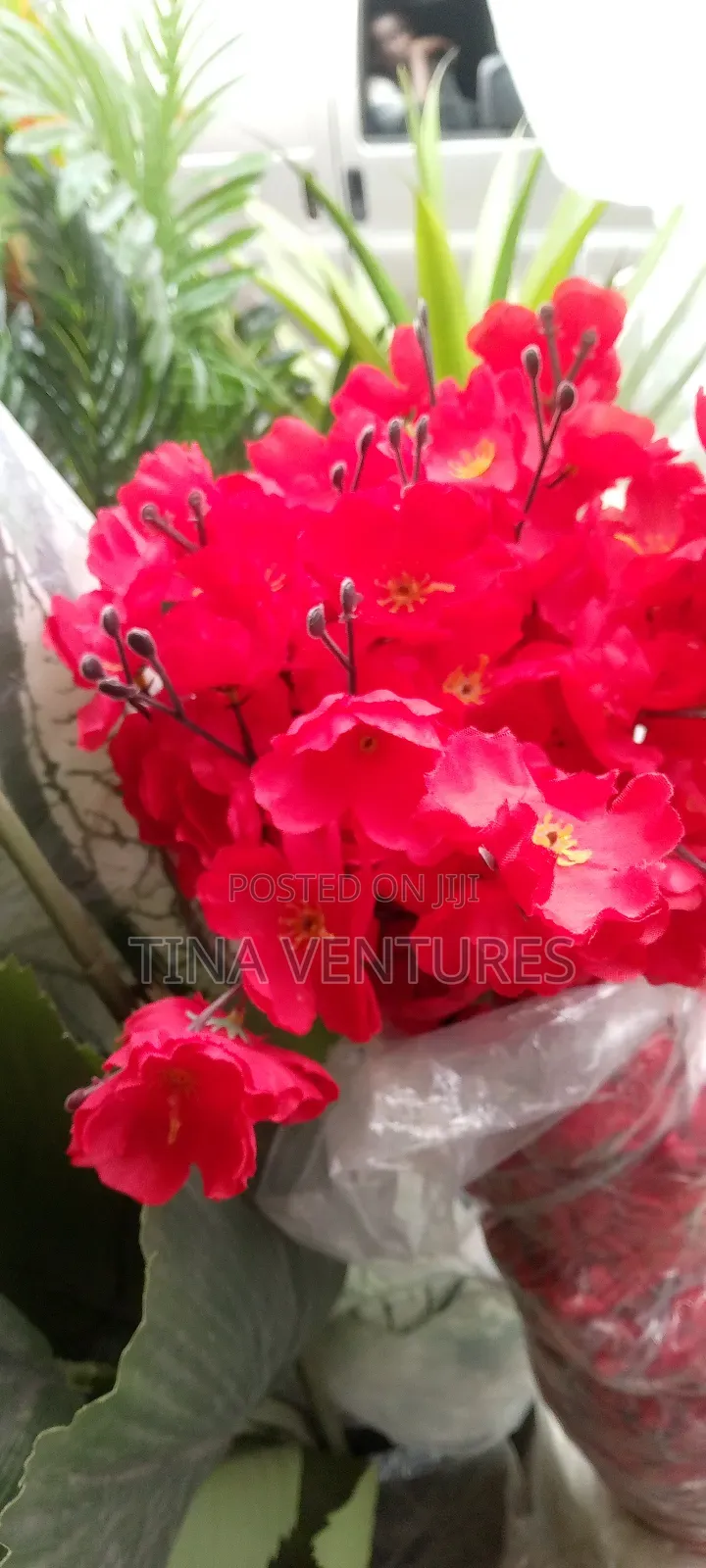Artificial Flower Vase ( High Quality)
