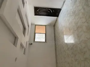 2bdrm Block of Flats in Abake Winners Way, Basorun for rent