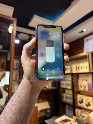 Apple iPhone XR 128 GB Red