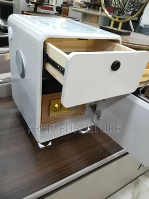Smart Safe With Speaker Sounds and Smart Charger