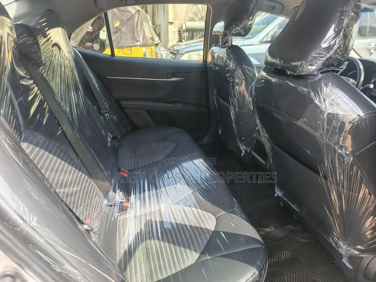 Toyota Camry 2019 Silver